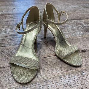 Michael Kors - Gold Heels